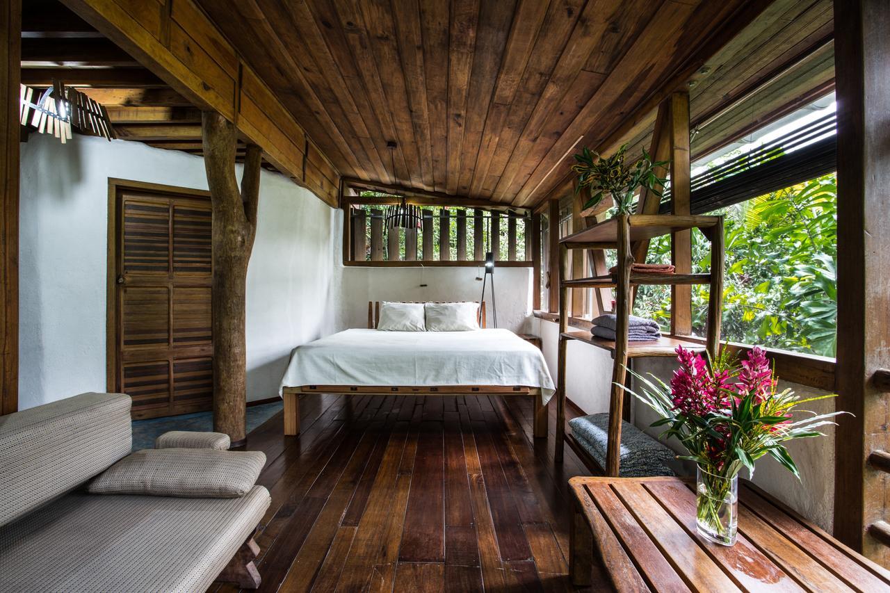 Omega Tours Eco-Jungle Lodge La Ceiba Exteriör bild