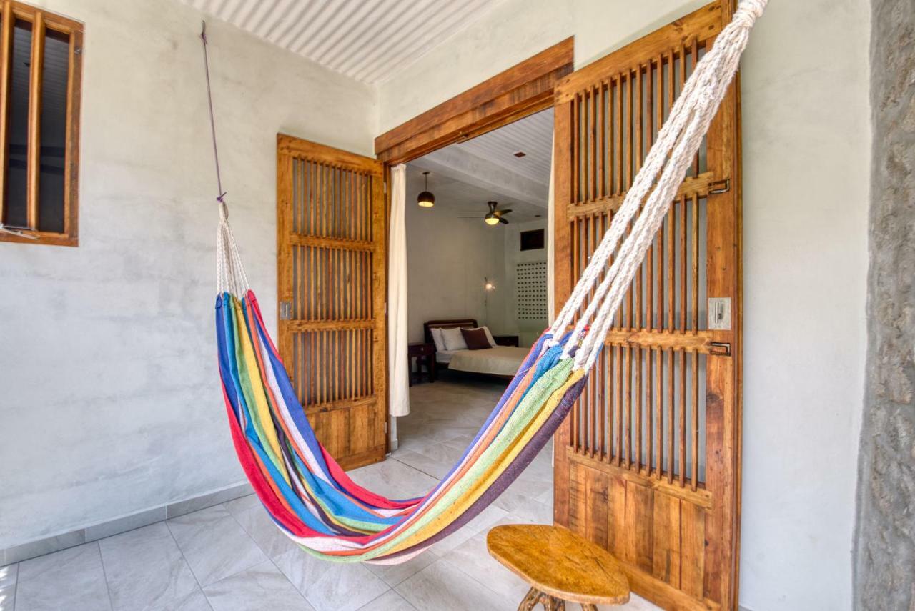 Omega Tours Eco-Jungle Lodge La Ceiba Exteriör bild