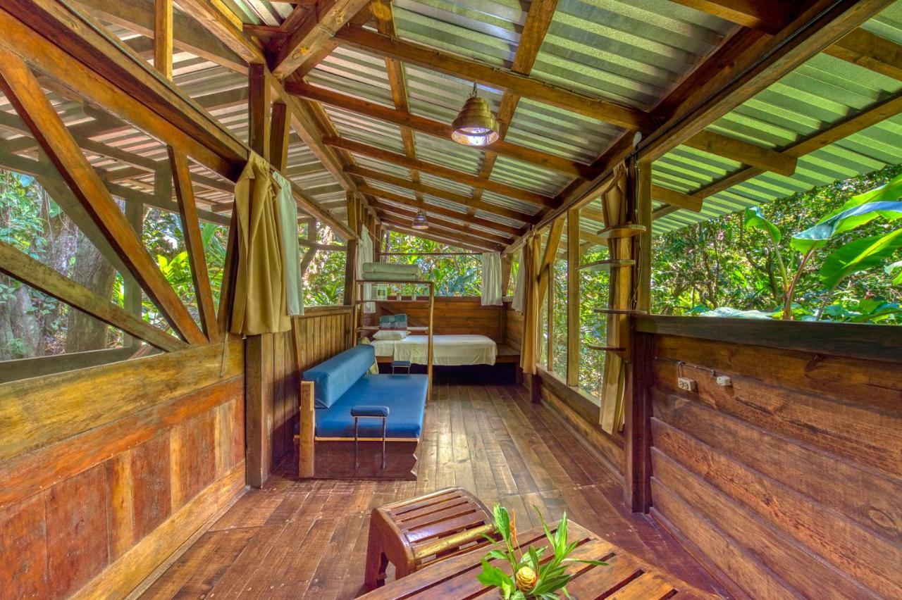 Omega Tours Eco-Jungle Lodge La Ceiba Exteriör bild
