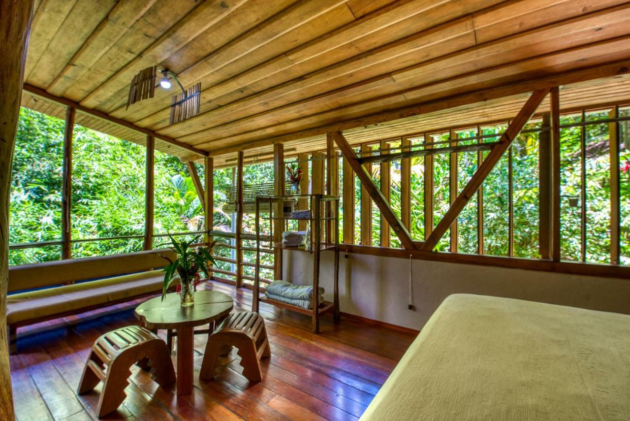Omega Tours Eco-Jungle Lodge La Ceiba Exteriör bild